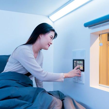 ホテル ボボボックス ポッズ コタ ラマ スマラン エクステリア 写真